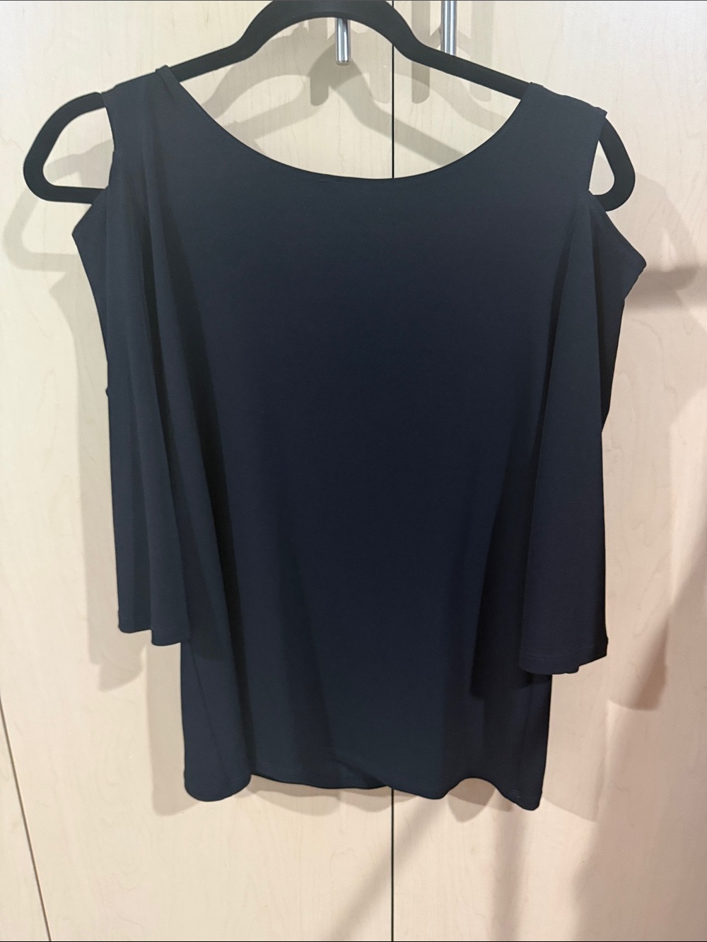 Soprano Black Cold-Shoulder Tank Top